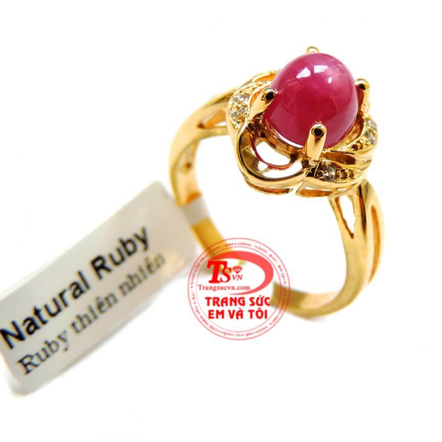 Nhẫn ruby tình yêu trọn vẹn