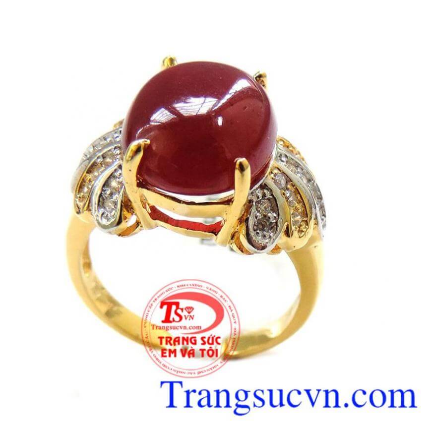 Nhẫn Ruby may mắn và hạnh phúc