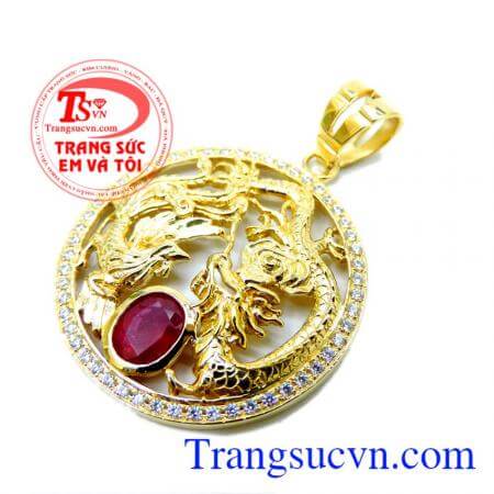 Mặt dây rồng và phượng là biểu tượng của sự hạnh phúc và hòa thuận,