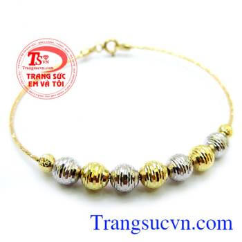 Lắc vàng nắm giữ tình yêu bảo hanh 6 tháng giao toàn quốc.