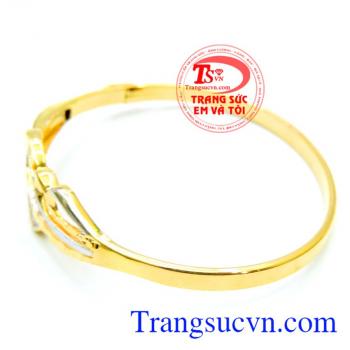 Hạnh phúc vòng tay vàng tây dành cho nữ.