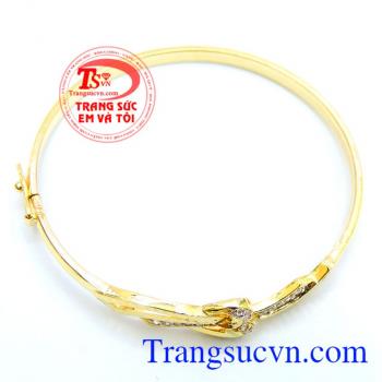 Món quà vòng tay vàng bảo hành 6 tháng. Món quà vòng tay vàng