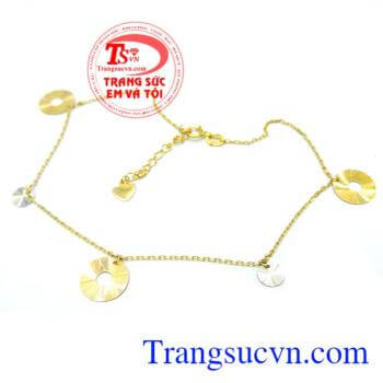 Lắc chân may mắn vàng món quà cho phái đẹp