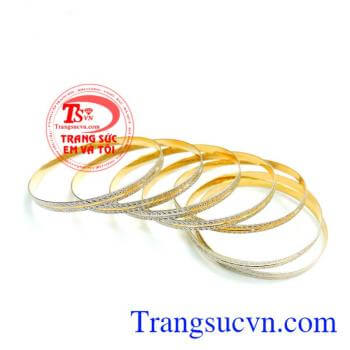 Vòng tuần vàng 18k italy gồm 7 chiếc,vòng tuần vàng 18k nhập khẩu italy chất lượng vàng đảm bảo.