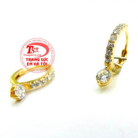 Hoa tai vàng Ý 18k đẹp đảm bảo vàng chất lượng.