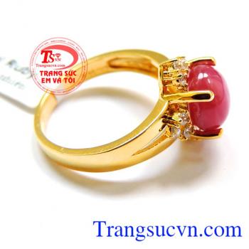 Nhẫn vàng ruby sắc son giữ trọn lời thề,Với thiết kế nhẫn nữ gắn đá quý ruby mang năng lượng tốt cho người đeo,Nhẫn vàng ruby sắc son Có GIẤY KIỂM ĐỊNH ĐÁ QUÝ và VÀNG