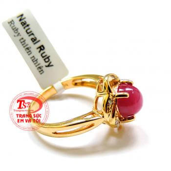 Nhẫn nữ vàng tây gắn đá thiên nhiên chế tác tinh tế mang đến những đường nét sáng,bóng bền đẹp cho chiếc nhẫn nữ đeo hợp thời trang,chất lượng vàng được đảm bảo uy tín