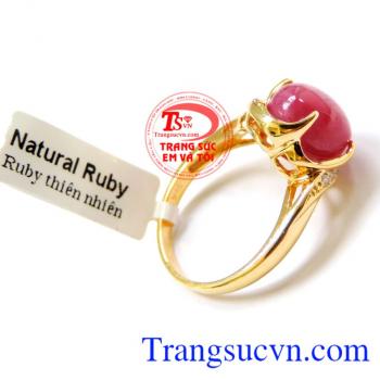 Nhẫn nữ vàng tây gắn đá thiên nhiên chế tác tinh tế mang đến những đường nét sáng,bóng bền đẹp cho chiếc nhẫn nữ đeo hợp thời trang,chất lượng vàng được đảm bảo uy tín