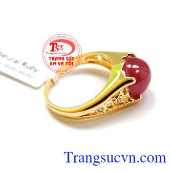 Nhẫn nữ vàng tây gắn đá thiên nhiên chế tác tinh tế mang đến những đường nét sáng,bóng bền đẹp cho chiếc nhẫn nữ đeo hợp thời trang,chất lượng vàng được đảm bảo uy tín