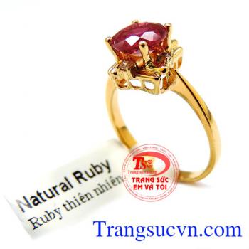 Nhẫn ruby nắm giữ quyền lực với chiếc nhẫn nữ vàng màu gắn đá quý Natural Ruby,chiếc nhẫn ruby quyền lực và sức khỏe cho chủ nhân,chiếc nhẫn nữ phù hợp là món quà ý nghĩa trong ngày sinh nhật, bảo hành 1 năm.