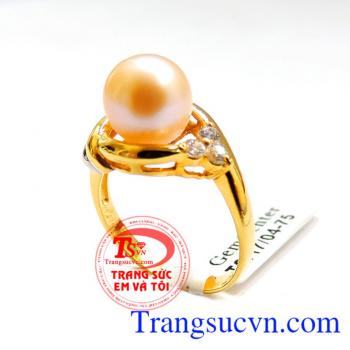Nhẫn vàng ngọc trai hồng tình yêu