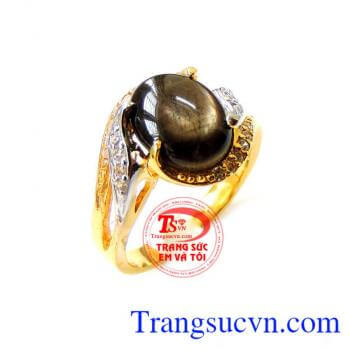 Đá thiên nhiên hộ mệnh mang lại may mắn, sức khỏe cho người sử dụng. Khách hàng ưa chuộng sản phẩm Nhẫn nữ vàng tây đá quý bền đẹp.
