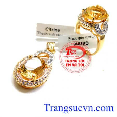 Bộ trang sức vàng thạch anh vàng đẹp màu, chất lượng.