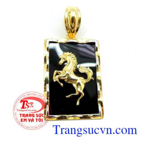 Mặt dây chuyền tuổi ngọ