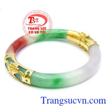 Sản phẩm chất lượng cao được bảo hành chu đáo. Vòng ngọc tứ quý bọc vàng