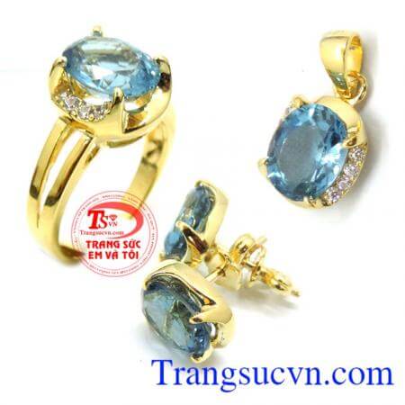 Bộ Nhẫn Mặt Hoa tai Vàng Topaz