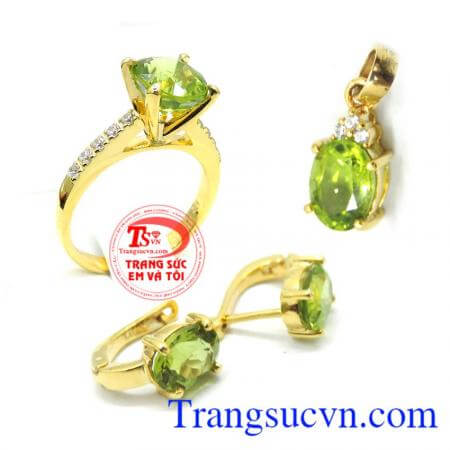 Bộ Trang Sức Vàng Peridot Mệnh Hỏa và Mộc.