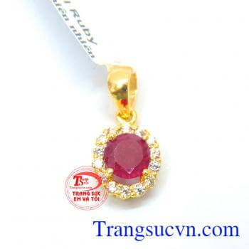Bộ Nhẫn Mặt Hoa Tai Vàng Ruby 