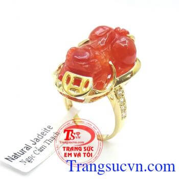 Nhẫn vàng nữ tỳ hưu Mệnh Hỏa,Chiếc nhẫn tỳ hưu hộ mệnh may mắn và sức khỏe dành cho nữ,Chất lượng vàng đảm bảo, Uy iin, Món quà cho Vợ và người Yêu tuyệt vời.