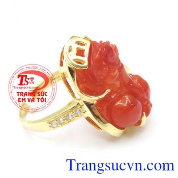 Nhẫn vàng màu tinh tế gắn tỳ hưu đá thiên nhiên, mang lại may mắn và hộ mệnh, Nhẫn nữ vàng tây dành cho phái đẹp