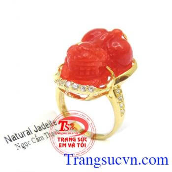 Nhẫn vàng màu tinh tế gắn tỳ hưu đá thiên nhiên, mang lại may mắn và hộ mệnh, Nhẫn nữ vàng tây dành cho phái đẹp