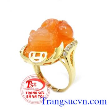 Nhẫn vàng màu tinh tế gắn tỳ hưu đá thiên nhiên, mang lại may mắn và hộ mệnh, Nhẫn nữ vàng tây dành cho phái đẹp