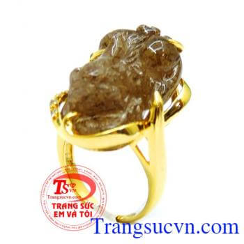 Nhẫn vàng màu tinh tế gắn tỳ hưu đá thiên nhiên, mang lại may mắn và hộ mệnh, Nhẫn nữ vàng tây dành cho phái đẹp