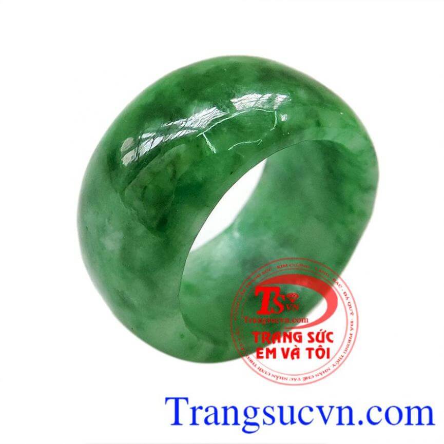 Nhẫn ngọc cẩm thạch Myanma