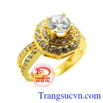 Nhẫn nữ hoàng vàng gắn đá tinh tế và quý phái,Chiếc Nhẫn nữ hoàng vàng đảm bảo chất lượng uy tín,Giao Nhẫn nữ hoàng vàng toàn quốc