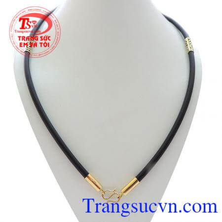 Dây da bọc vàng với các họa tiết khỏe và nam tính