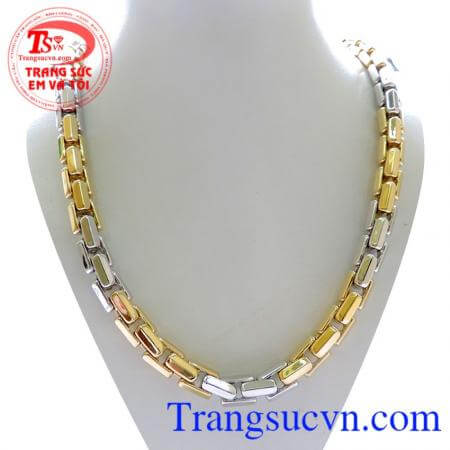 Chiếc dây chuyền italy 18k đeo sang trọng ngay cái nhìn đầu tiên