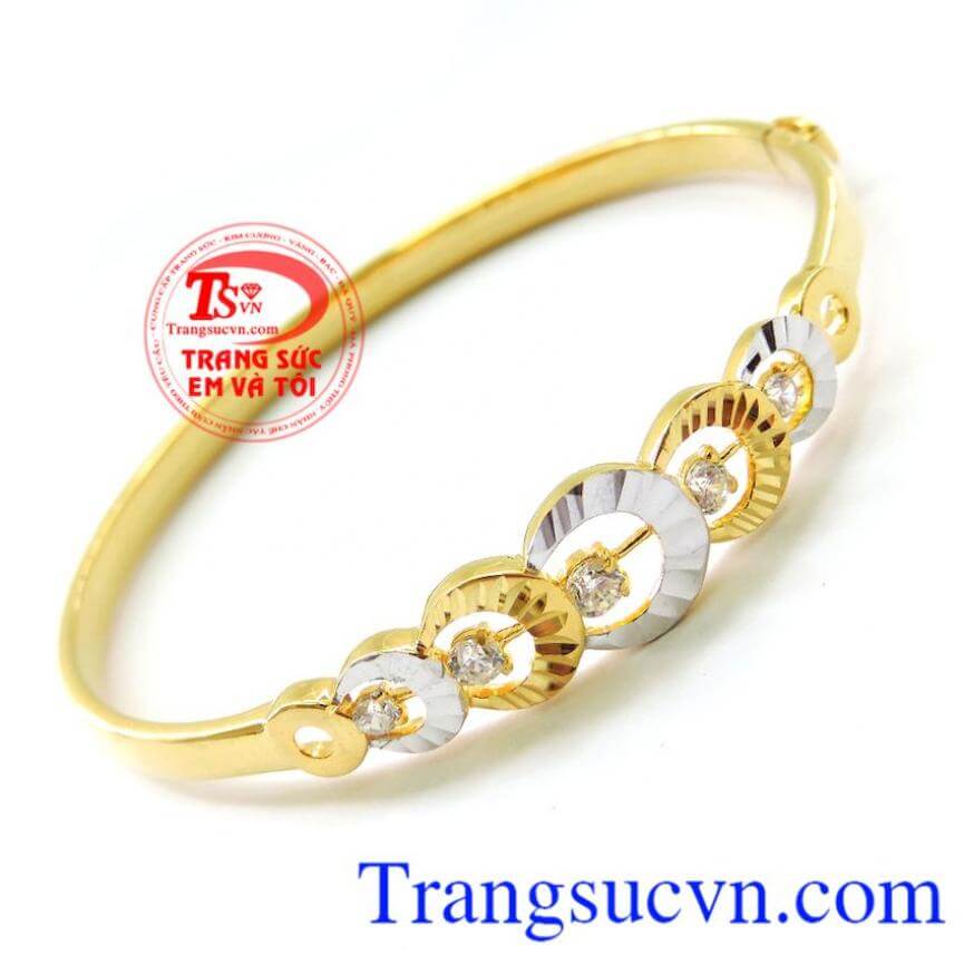 Vòng nữ như chưa hề chia ly