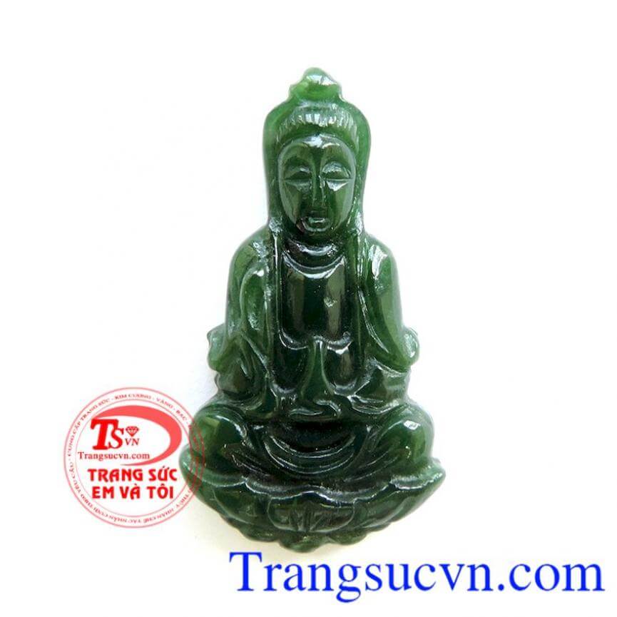 Phật Bà Ngọc Bích Thiên Nhiên