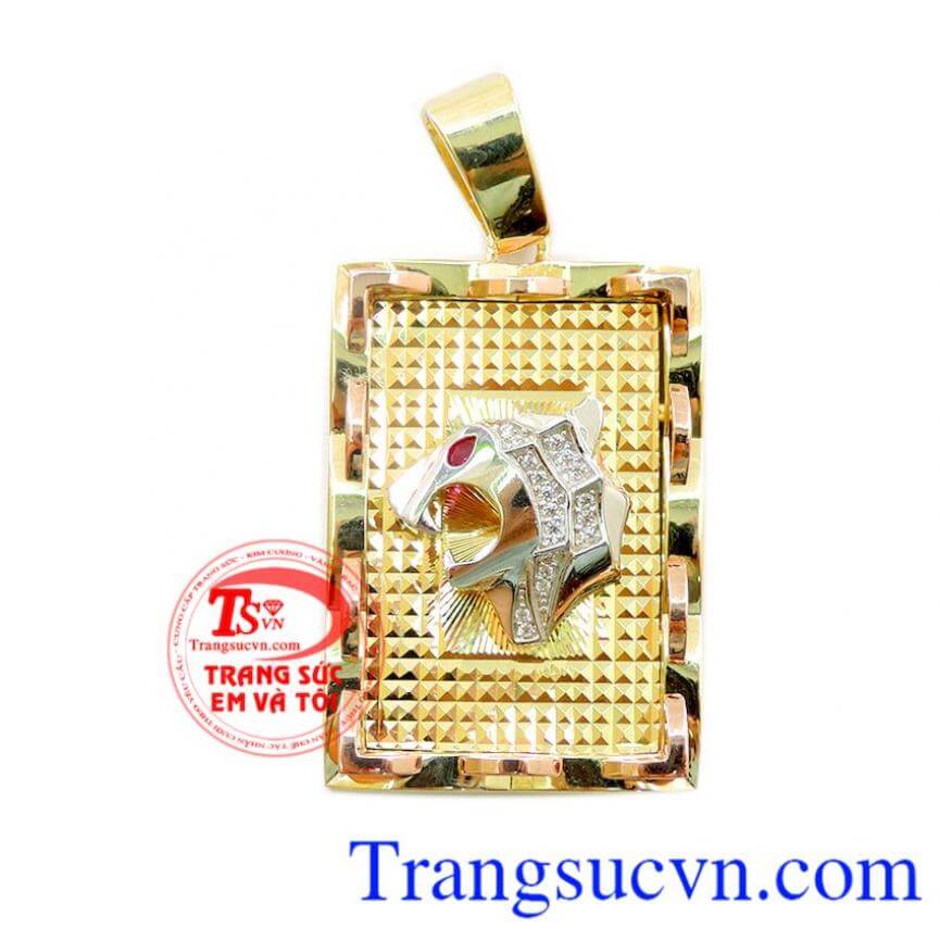 Mặt báo 10k mạnh mẽ