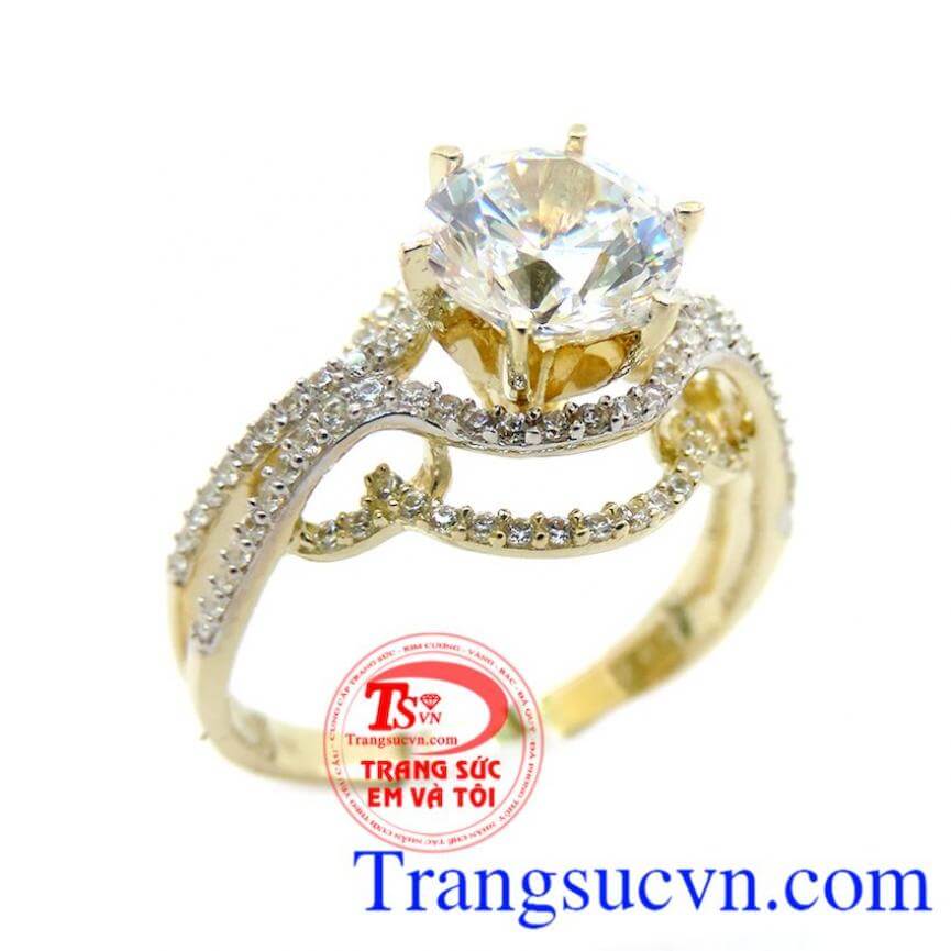 Chiếc Nhẫn Nữ Quý Phái