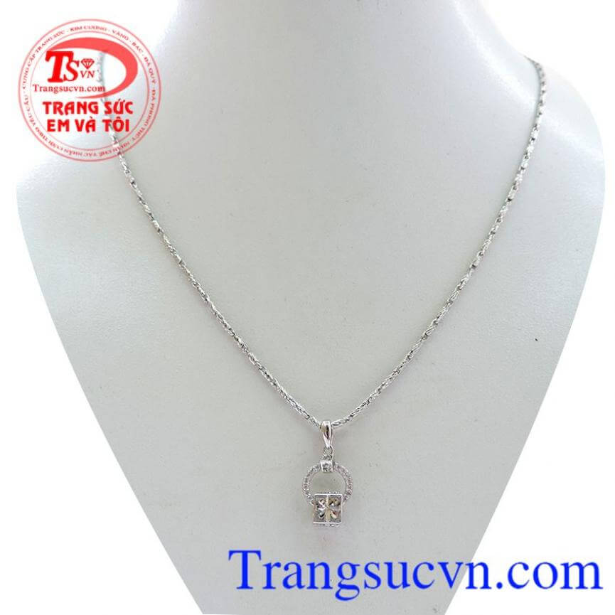 Bộ mặt dây ổ khóa tình yêu