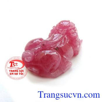 Ông tỳ hưu đá quý ruby