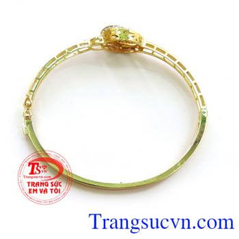 Vòng tay vàng nữ 10k Korea, thiết kế với kiểu dáng đơn giản mà đầy tinh tế. Vòng tay vàng tây 10k Korea
