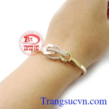Chiếc vòng tay vàng tây 10k chuẩn chất lượng. Vòng vàng nữ