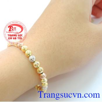 Sản phẩm vận chuyển trên toàn quốc. Lắc bi vàng Italy điệu 10k