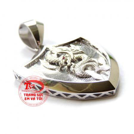 Mặt khiên vàng trắng kiếm