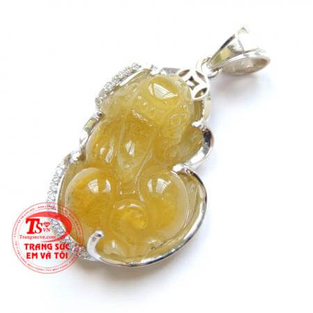 Mặt vàng trắng tỳ hưu thạch anh tóc vàng đảm bảo chất lượng và uy tín