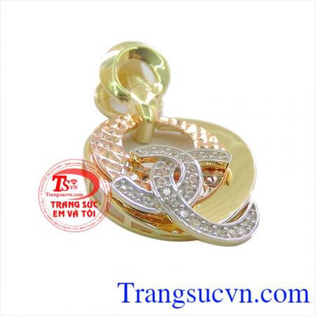 Mặt nữ Chanel 3d