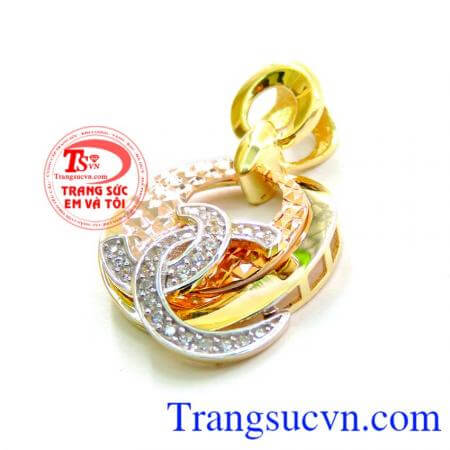 Mặt nữ Chanel 3d