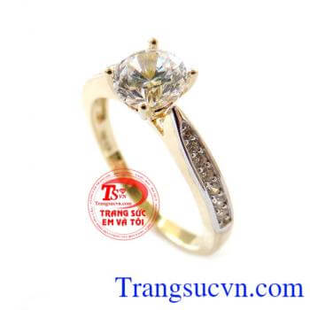Nhẫn nữ đẹp cho ngón tay xinh chất lượng cao. Sự kết hơp tuyệt vời giữa vàng 10k với đá CZ sẽ khiến bàn tay nhỏ xinh của nữ chủ nhân thon thả, ngọc ngà hơn. Sản phẩm có tại cty trang sức Em và Tôi.