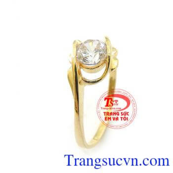 Với thiết kế nhỏ nhắn xinh xắn nhẫn dạng đeo tay nữ đẹp thêm phần trẻ trung duyên dáng là sản phẩm được các bạn nữ rất yêu thích.