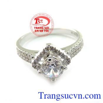 Nhẫn nữ vàng trắng dành cho phái đẹp phù hợp làm quà tặng sinh nhật hoặc trong các dịp ý nghĩa
