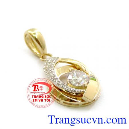 Mặt nữ vàng đẹp xinh