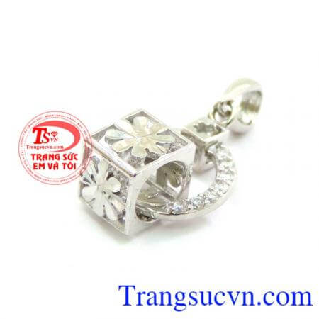 vàng đảm bảo chất lượng, có giấy kiểm định, Mặt nữ vàng trắng yêu thương