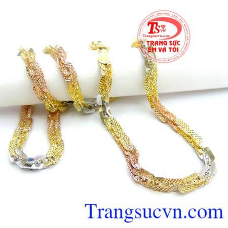 Dây chuyền vàng